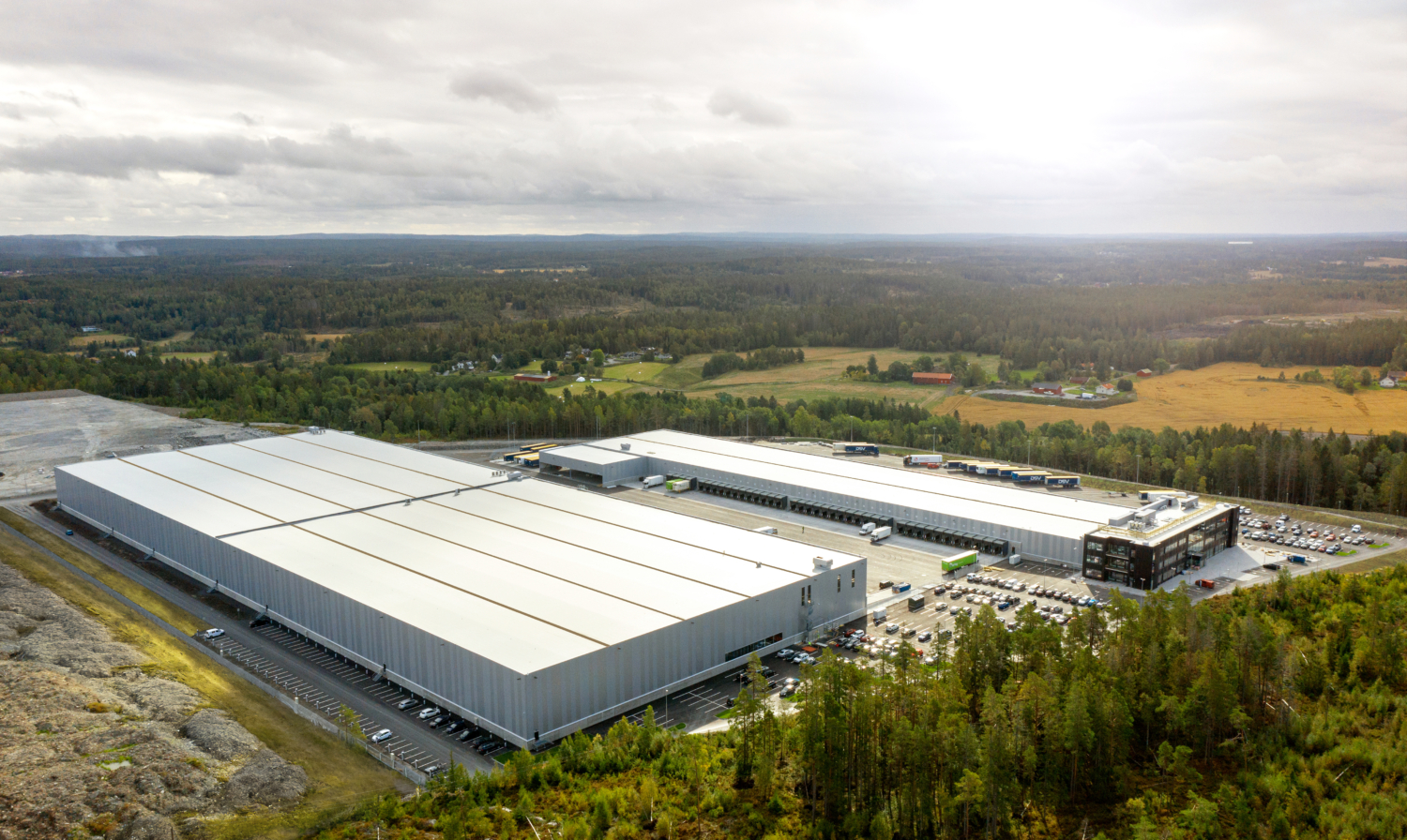 Logistikanläggningar